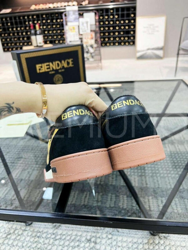 Fendi кроссовки PR445548 5