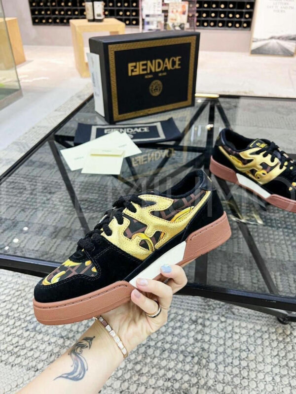 Fendi кроссовки PR445548 3