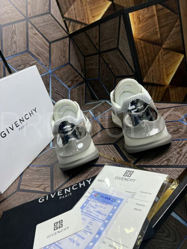 Givenchy кроссовки PR696150 3