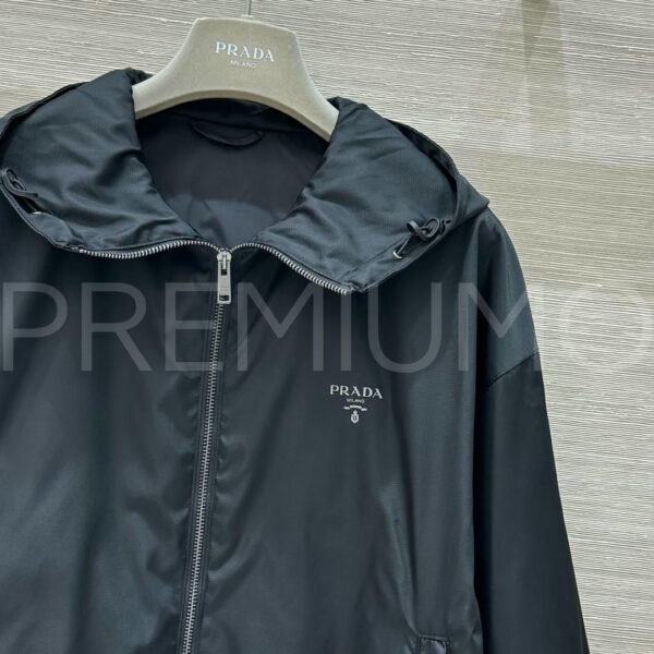 Prada куртка PR802517 9