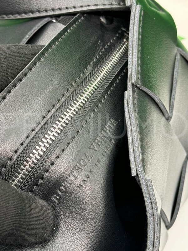 Bottega Veneta сумка PR860882 5