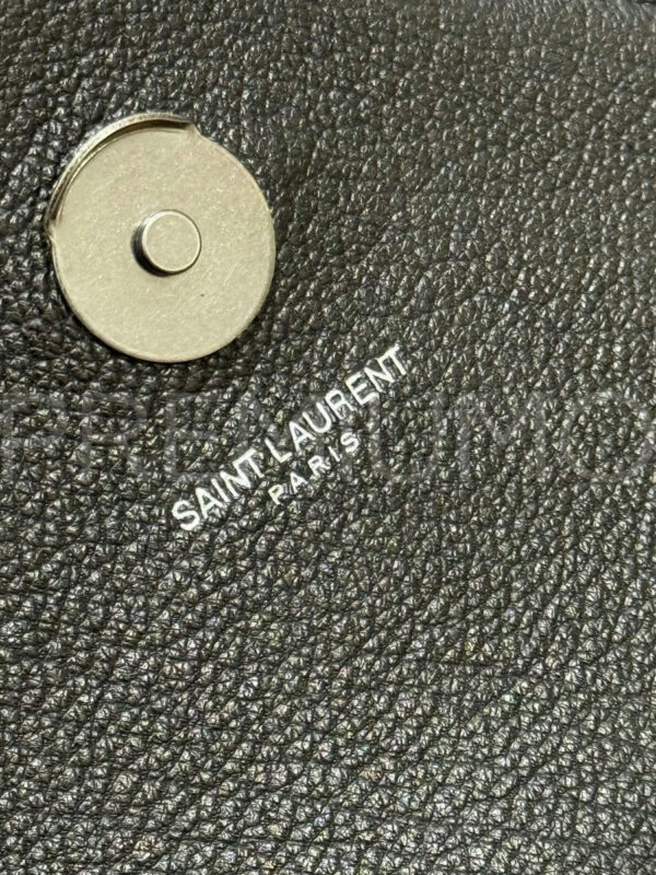 Yves Saint Laurent сумка PR687638 7
