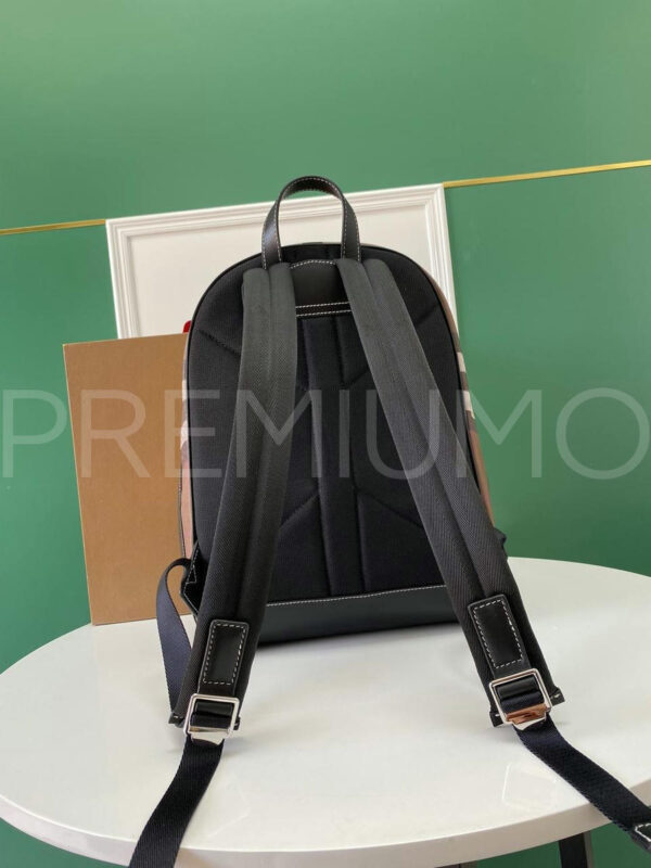 Burberry рюкзак PR568292 19