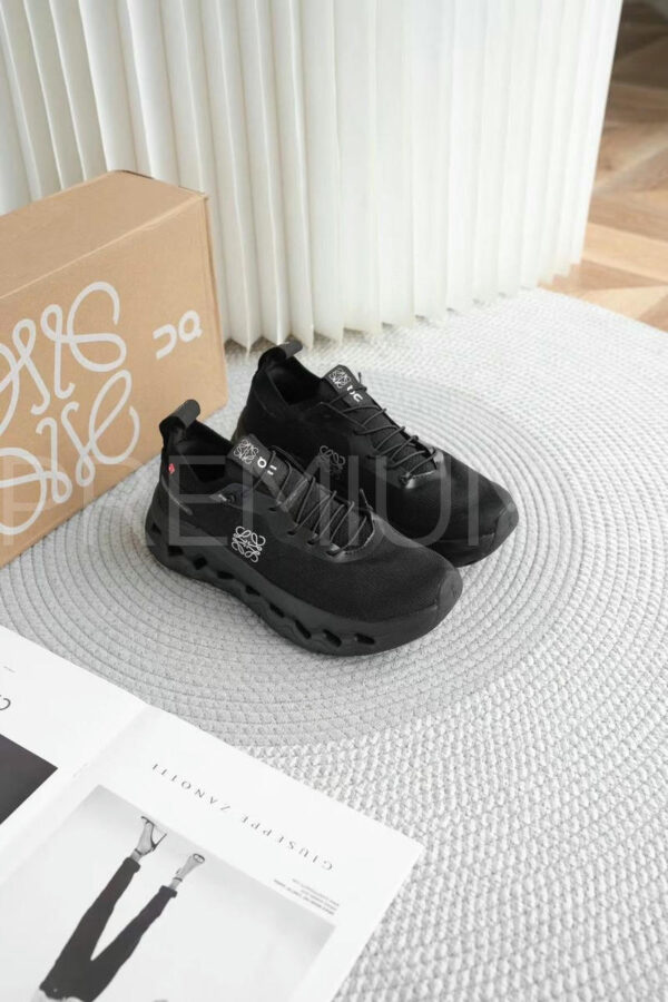 Loewe кроссовки PR997428