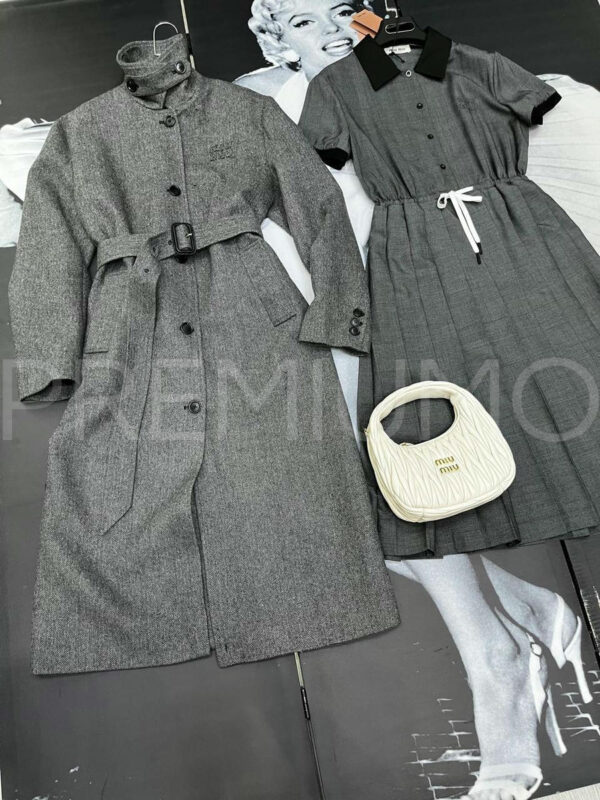 Miu miu пальто PR543497