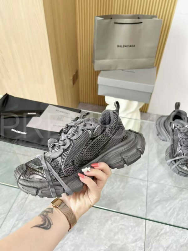 Balenciaga кроссовки PR769886 3