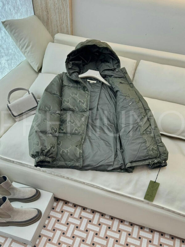 Gucci пуховик PR307338 3