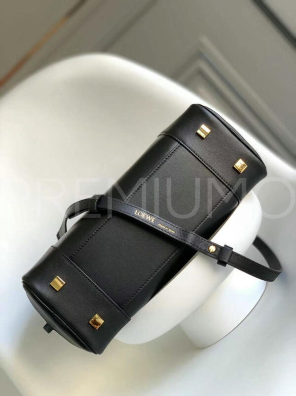 Loewe Amazona 28 сумка с ремешком PR209806 6