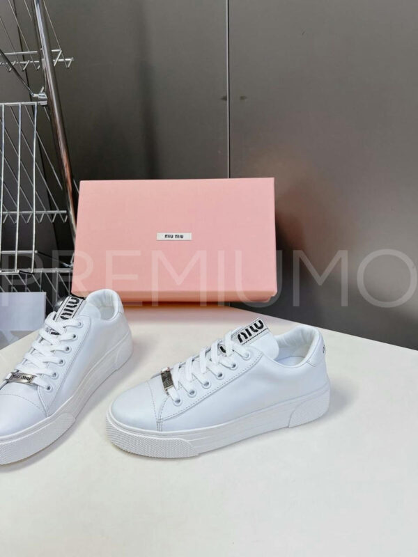 Miu Miu кроссовки PR553819 2