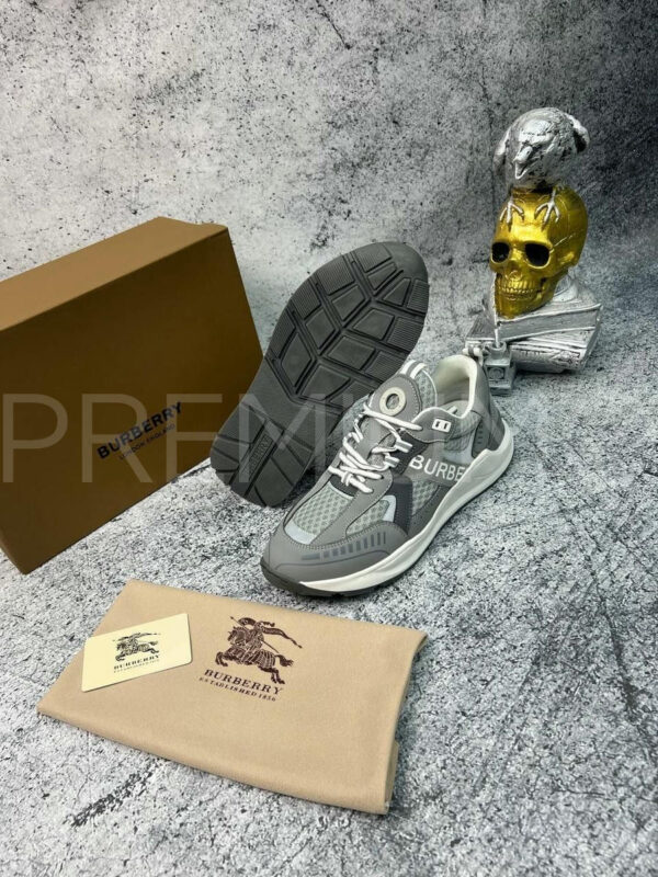 Burberry кроссовки PR882840 4