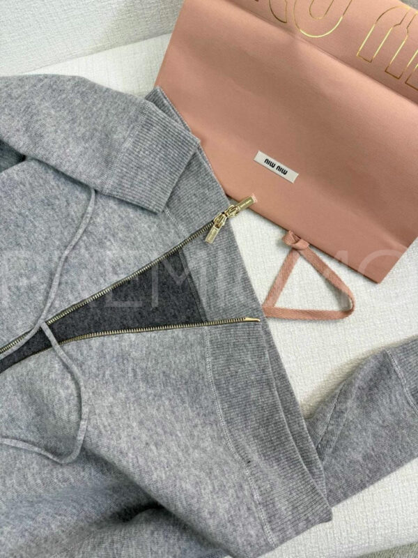 Miu miu худи PR687391 6