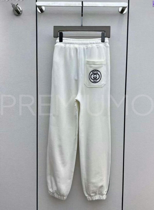 Gucci костюм PR479640 3