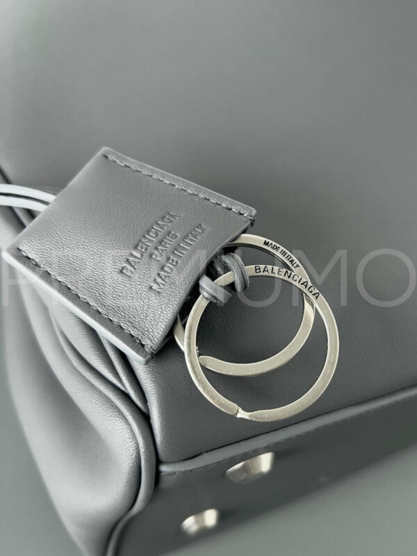 Balenciaga сумка PR824586 3