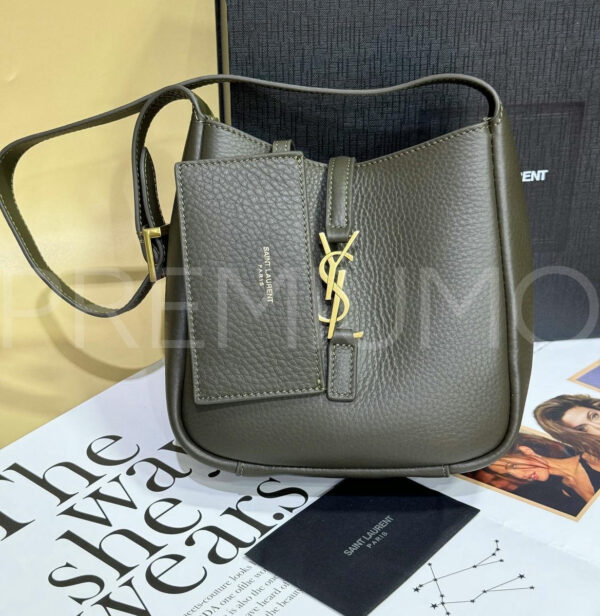 Yves Saint Laurent сумка PR720104 4