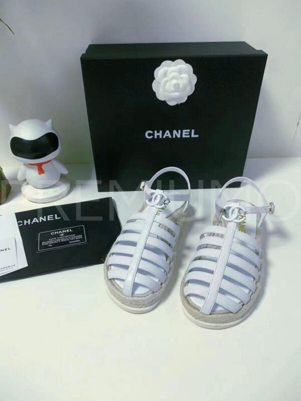 Chanel босоножки PR685036 4