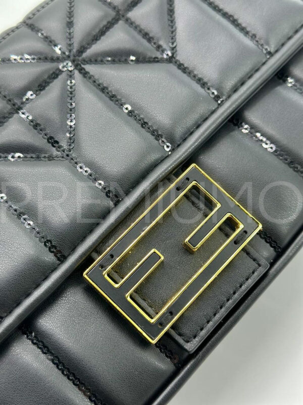 Fendi сумка PR995560 5