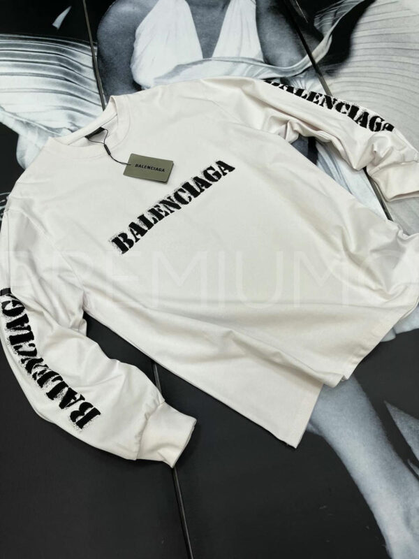 Balenciaga кофта PR280138 2