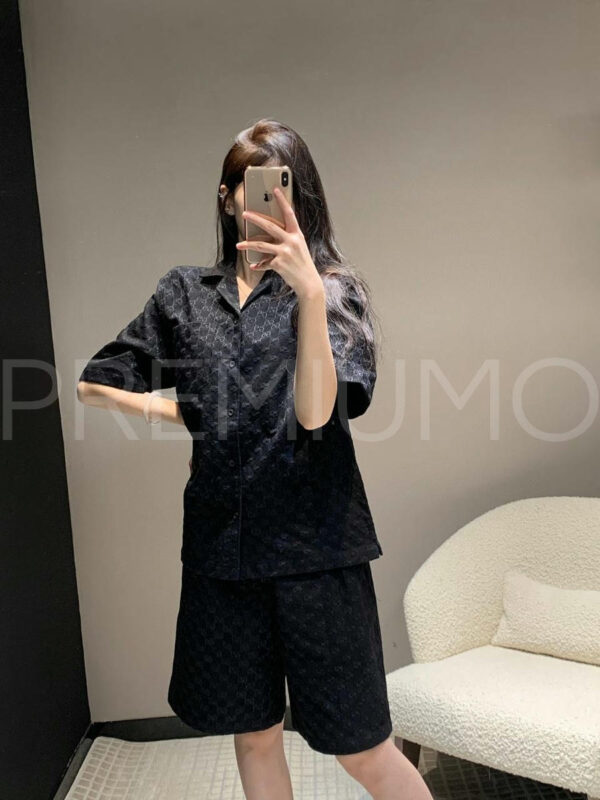 Gucci костюм PR549195 6