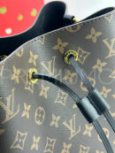 Louis Vuitton сумка PR652039 17