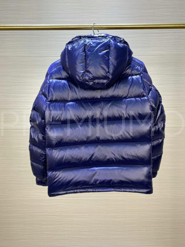 Moncler пуховик PR637429 5