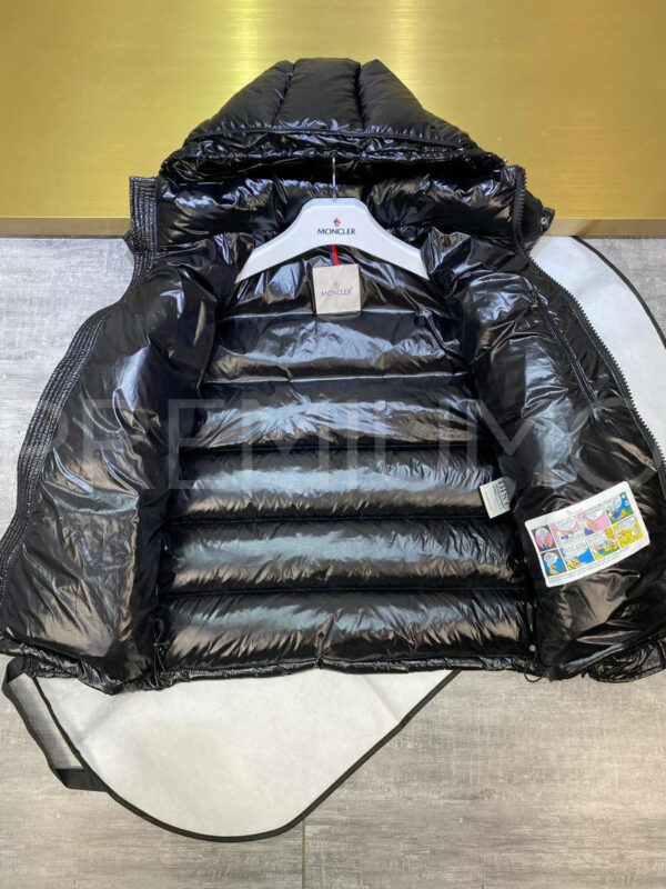 Moncler пуховик PR428839 22