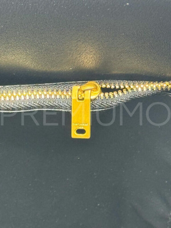 Yves Saint Laurent сумка PR698044 4