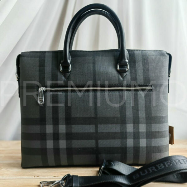 Burberry портфель PR723177 5
