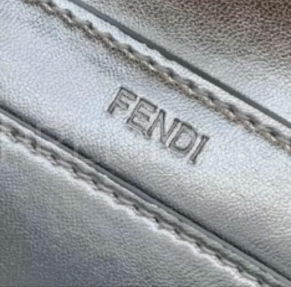Fendi сумка PR248382 11