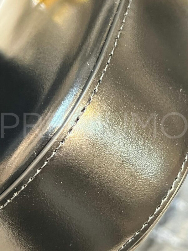 Yves Saint Laurent сумка PR903963 9