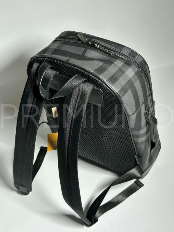 Burberry рюкзак PR787646 4