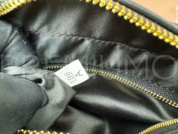 Miu Miu сумка PR488533 3