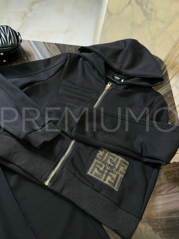 Fendi костюм PR252525 3