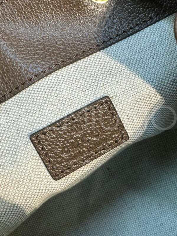 Gucci рюкзак PR800979 10