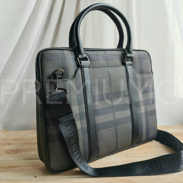 Burberry портфель PR387549 2