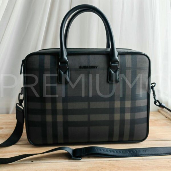 Burberry портфель PR459472 7
