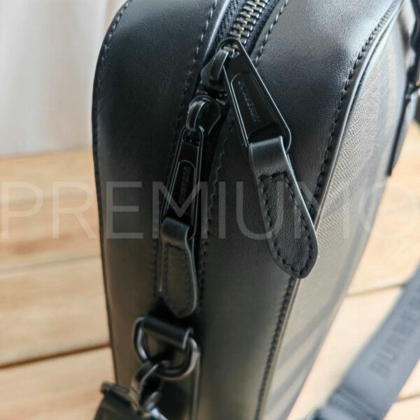 Burberry портфель PR459472 10