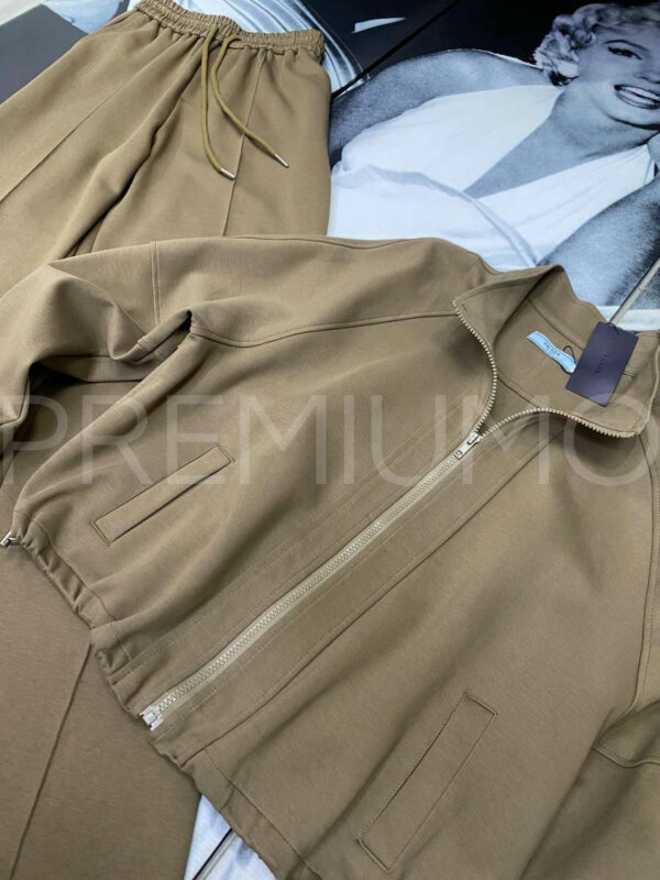 Prada костюм PR609632