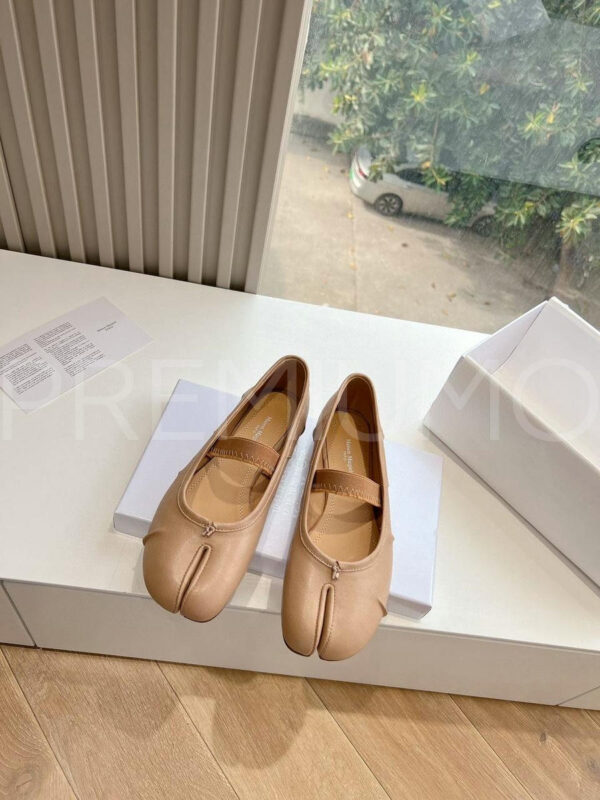 Maison Margiela балетки бежевые летние PR396738 3