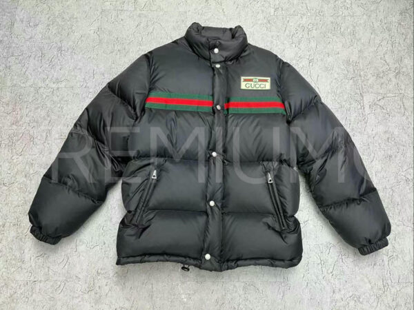 Gucci пуховик PR582600