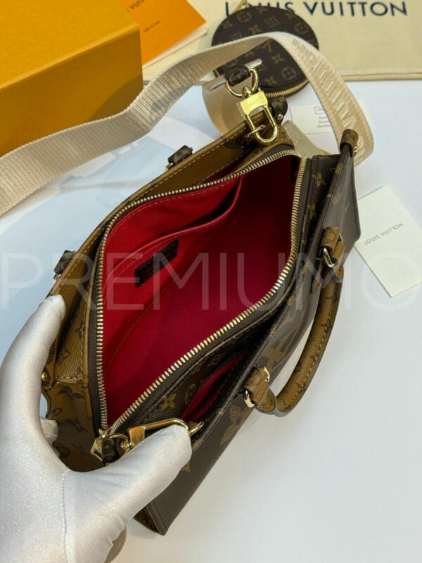 Louis Vuitton On The Go East West сумка PR626746 17