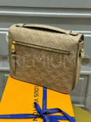 Louis Vuitton POCHETTE METIS сумка PR926104 10