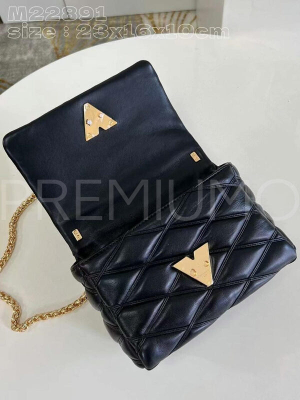 Louis Vuitton GO-14 MM сумка PR784985 43