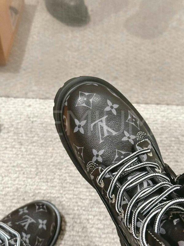 Louis Vuitton ботинки PR424515 6
