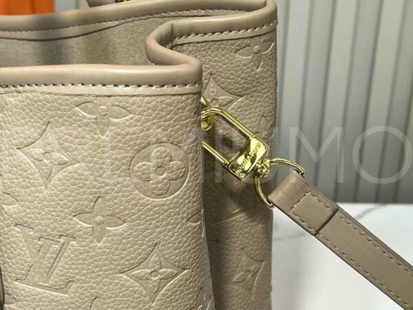 Louis Vuitton сумка PR479460 4