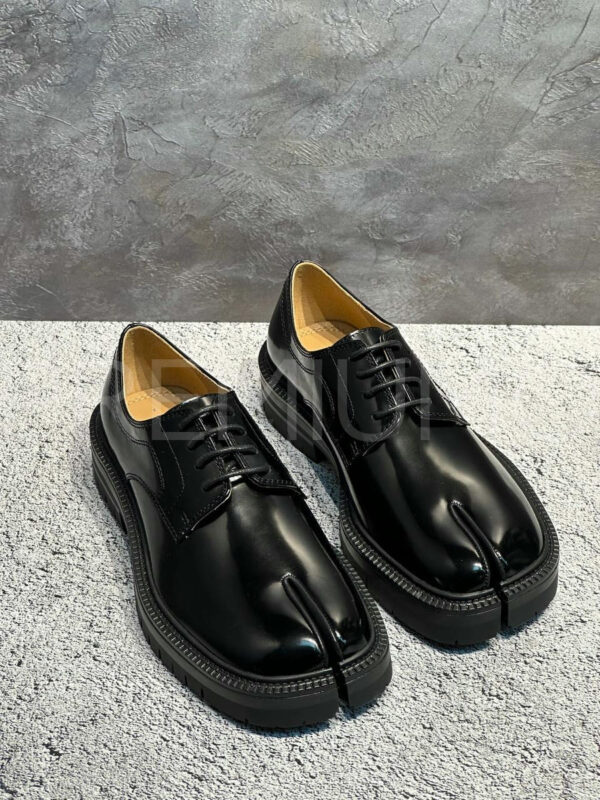 Maison Margiela ботинки лакированные PR157508 2