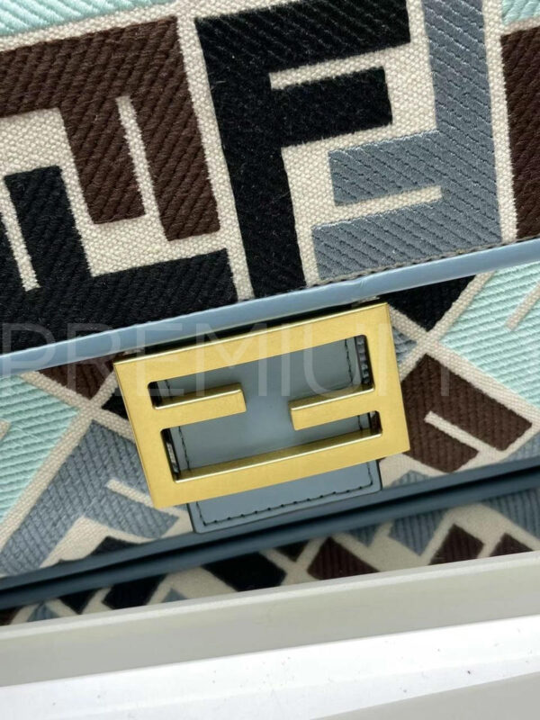 Fendi сумка PR137918 4
