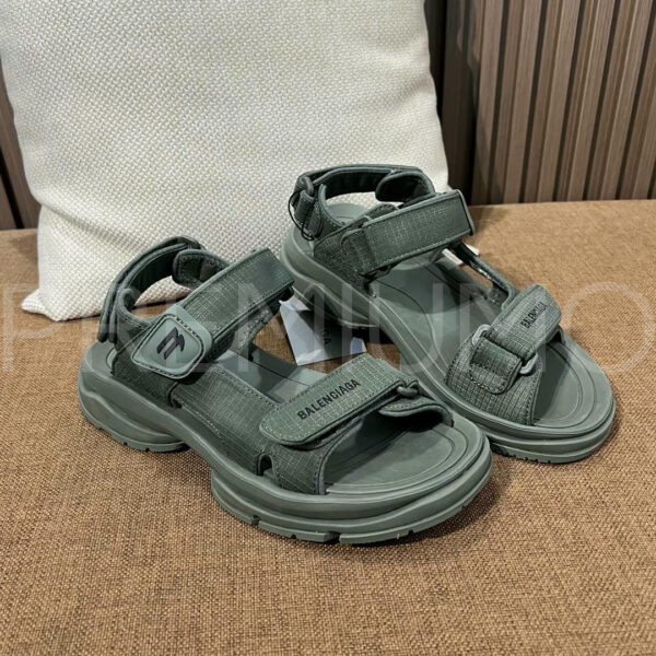 Balenciaga босоножки PR614334
