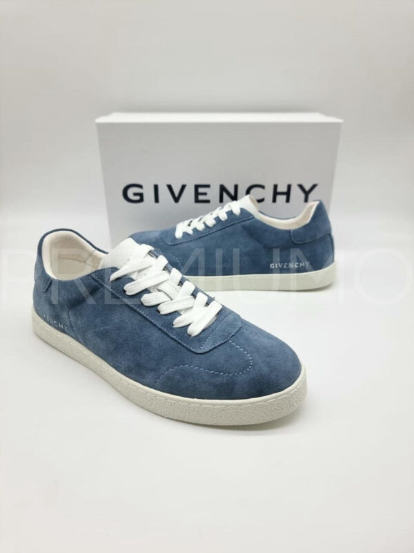 Givenchy кроссовки PR233194