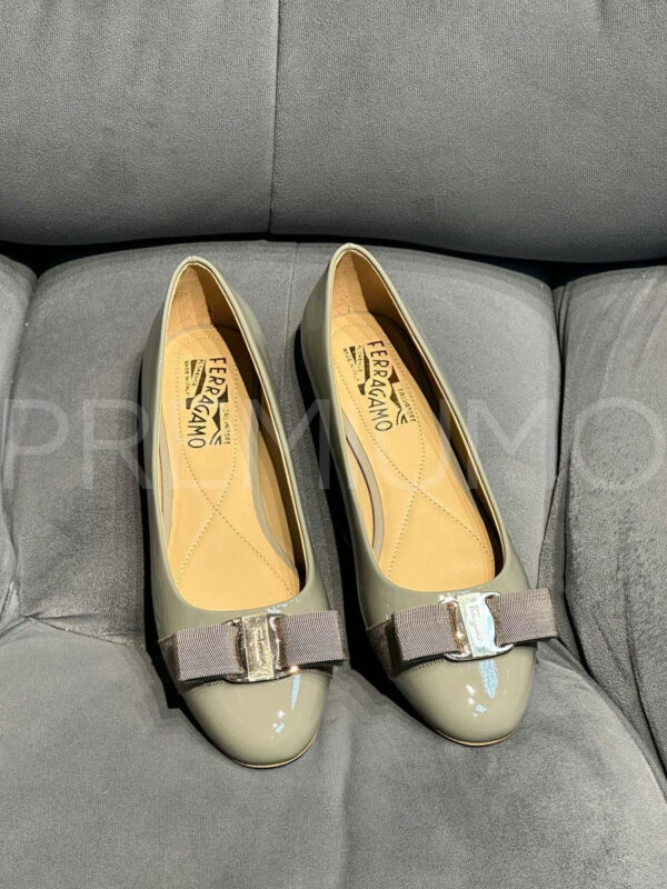 Salvatore Ferragamo Varina ballet flat балетки PR807718