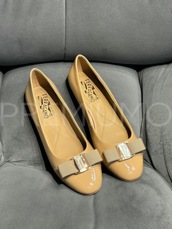 Salvatore Ferragamo Varina ballet flat балетки PR119002